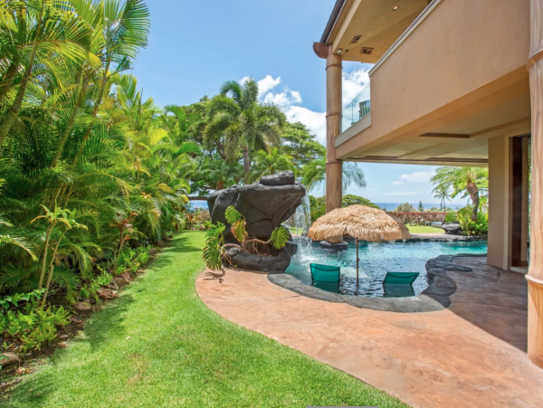 Luxury Estate Vacation Home - Golf Course Estate Near Beach